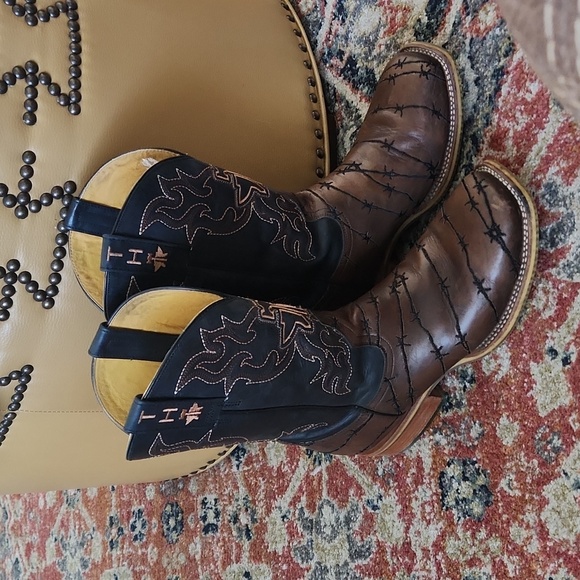 Men's *Keep Out With Longhorn Lights" Handmade Brown Leather Cowboy Boots ๐ค ๐ข๐ - Picture 17 of 17